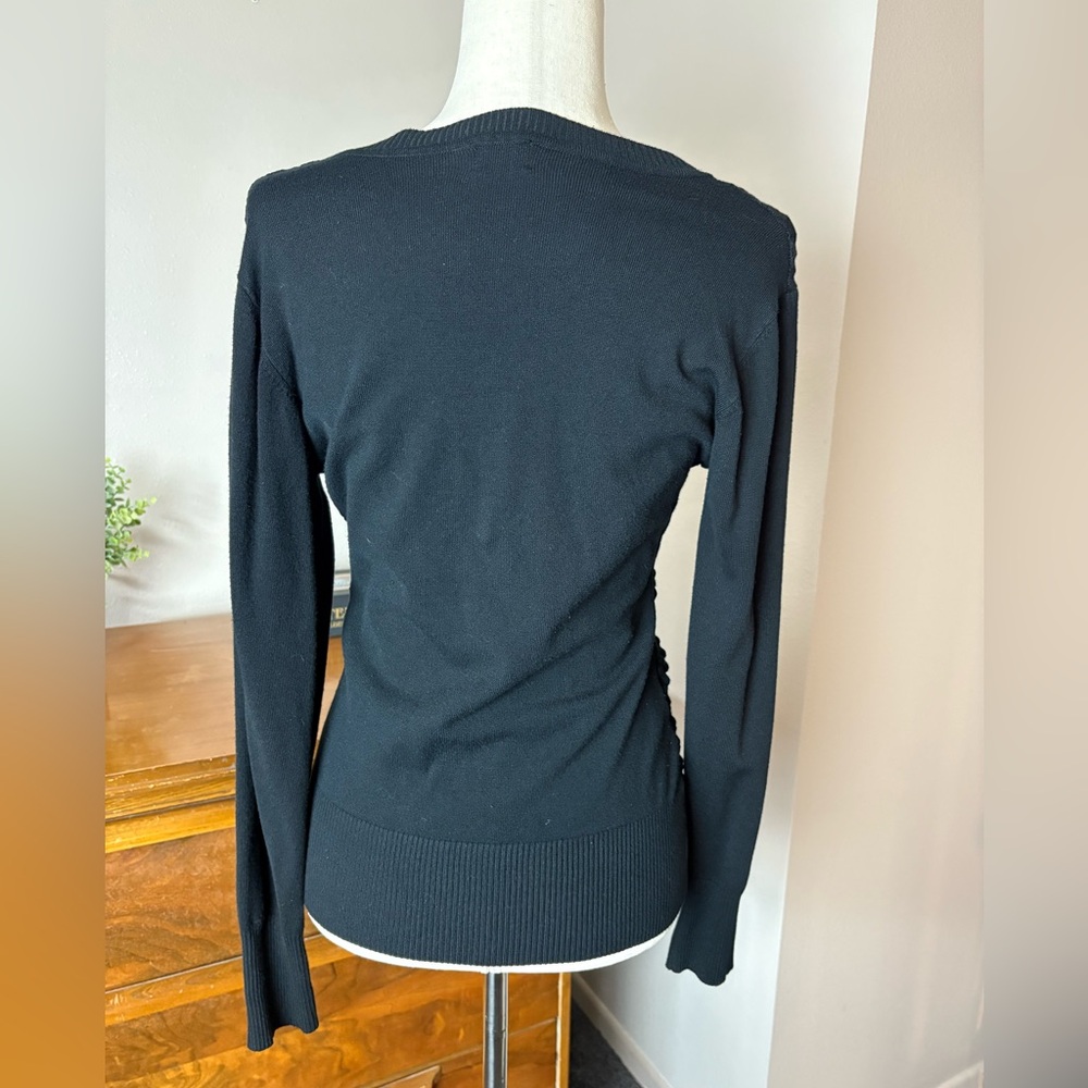 Women’s V neck sweater size L - Picture 2 of 6
